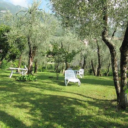 Otel Carlo Brenzone sul Garda
