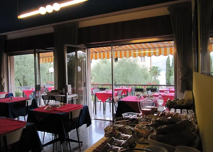 호텔 Carlo 브렌조네 술 가르다