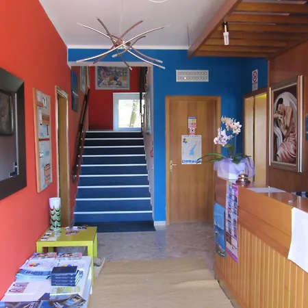 Carlo 브렌조네 술 가르다