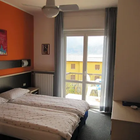 Hotel Carlo *