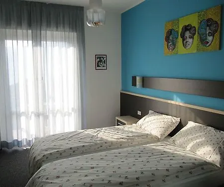 Carlo 布雷佐内加尔达